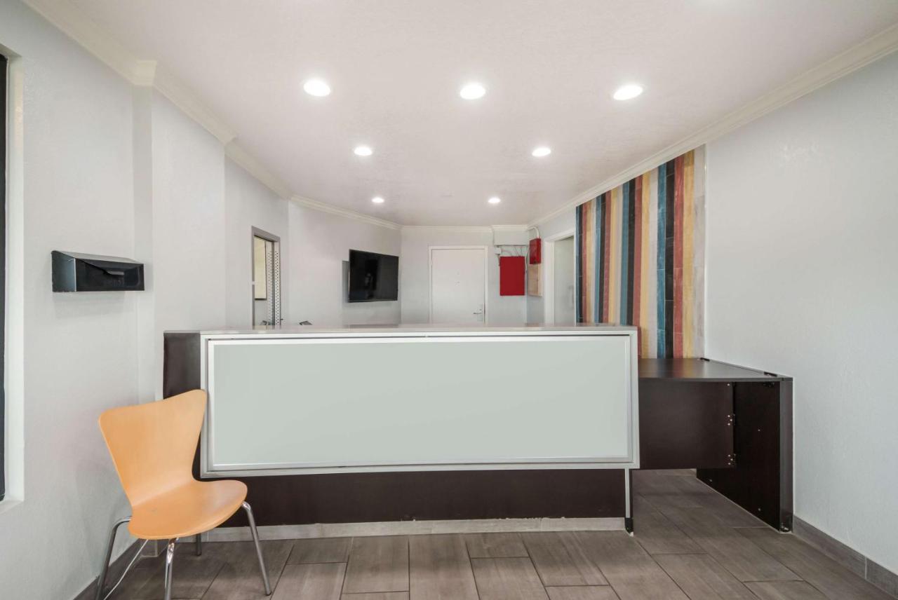Studio 6 Laredo, Tx - North I-35 Extérieur photo
